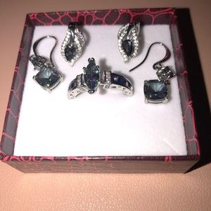 Exquisite Colorful Zircon ring and earrings Tanzanite color